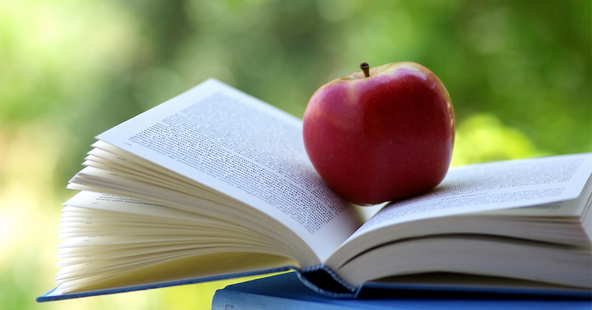 Äpple och bok